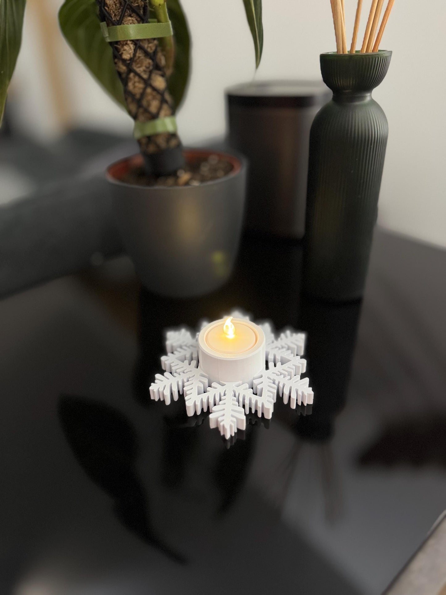 Schneeflocken Teelichthalter – Perfekte Winter-Deko für LED-Kerzen