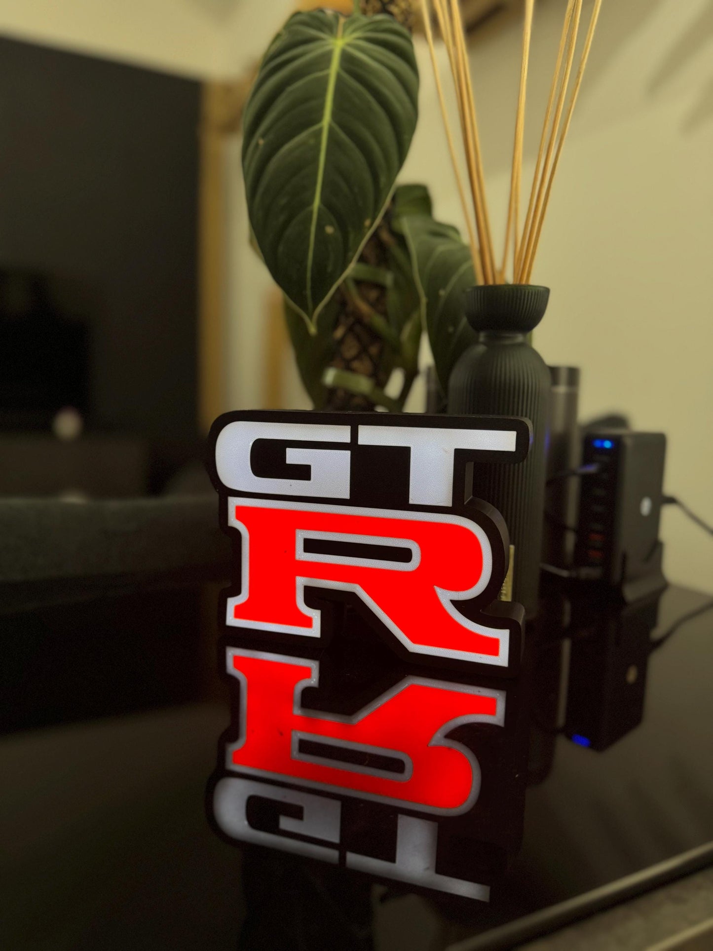 Nissan GT-R Lightbox – JDM-Godzilla trifft 3D-Design