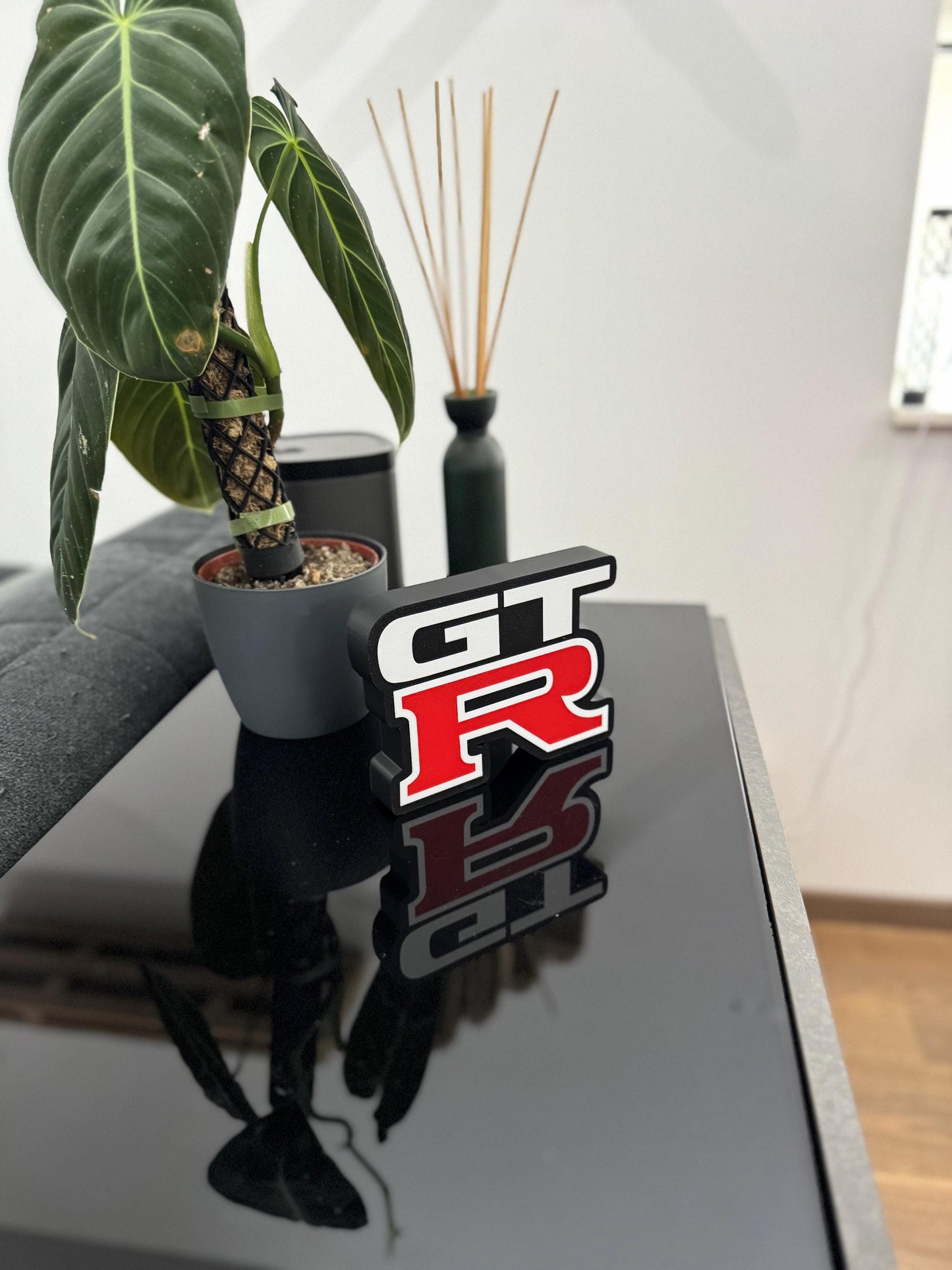 Nissan GT-R Lightbox – JDM-Godzilla trifft 3D-Design