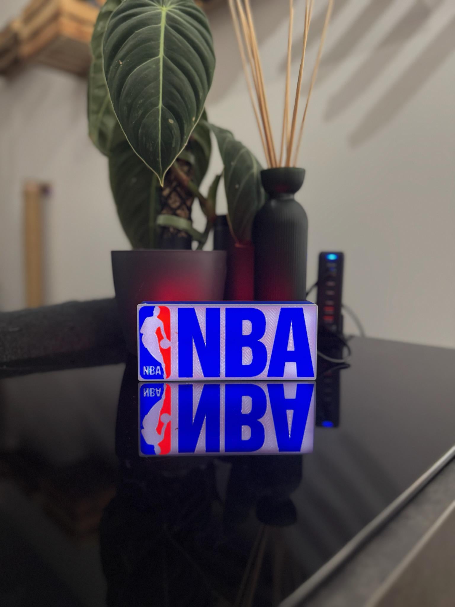 Leuchtende Basketball-Magie: Deine NBA Lightbox