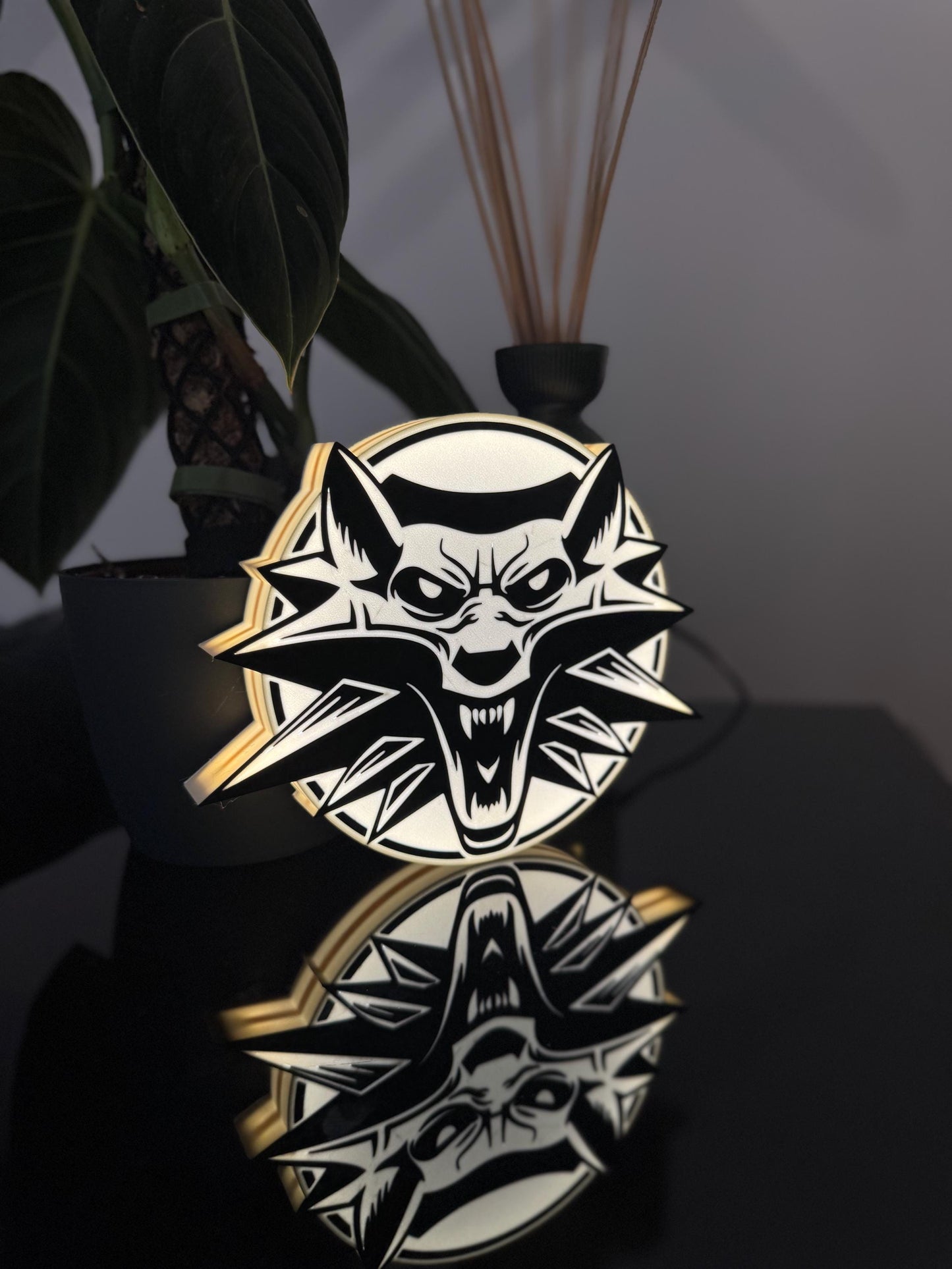 The Witcher – White Wolf Lightbox