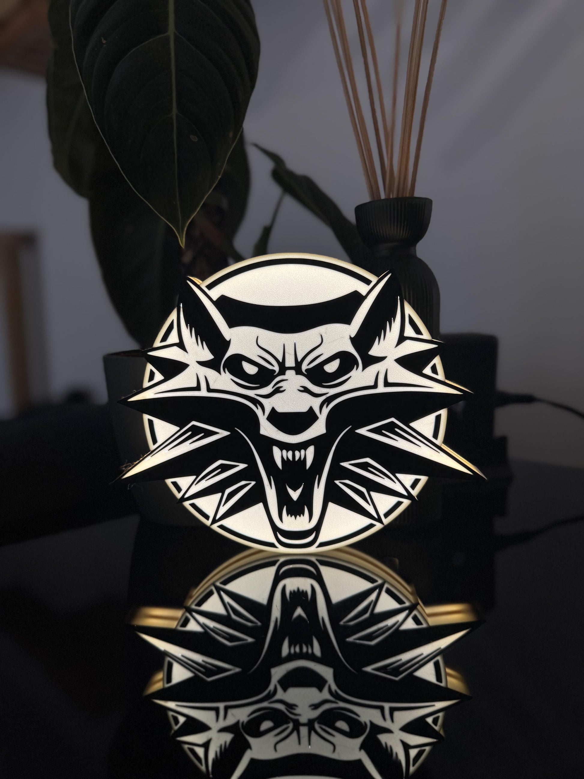 The Witcher – White Wolf Lightbox