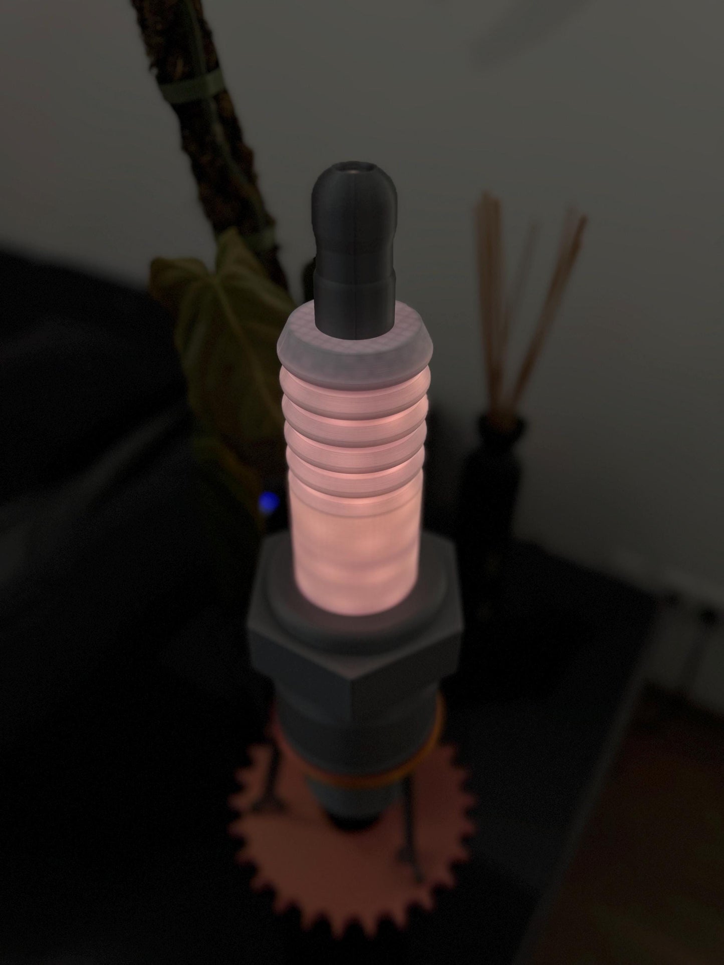 3D-gedruckte Zündkerze (50 cm x 14 cm) – Einzigartige Deko mit LED-Option