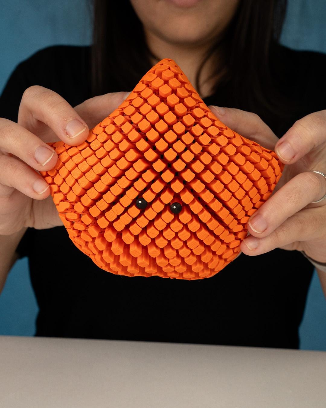 Betsie, the Bat Sea Star – Dein flexibles Fidget-Tool!