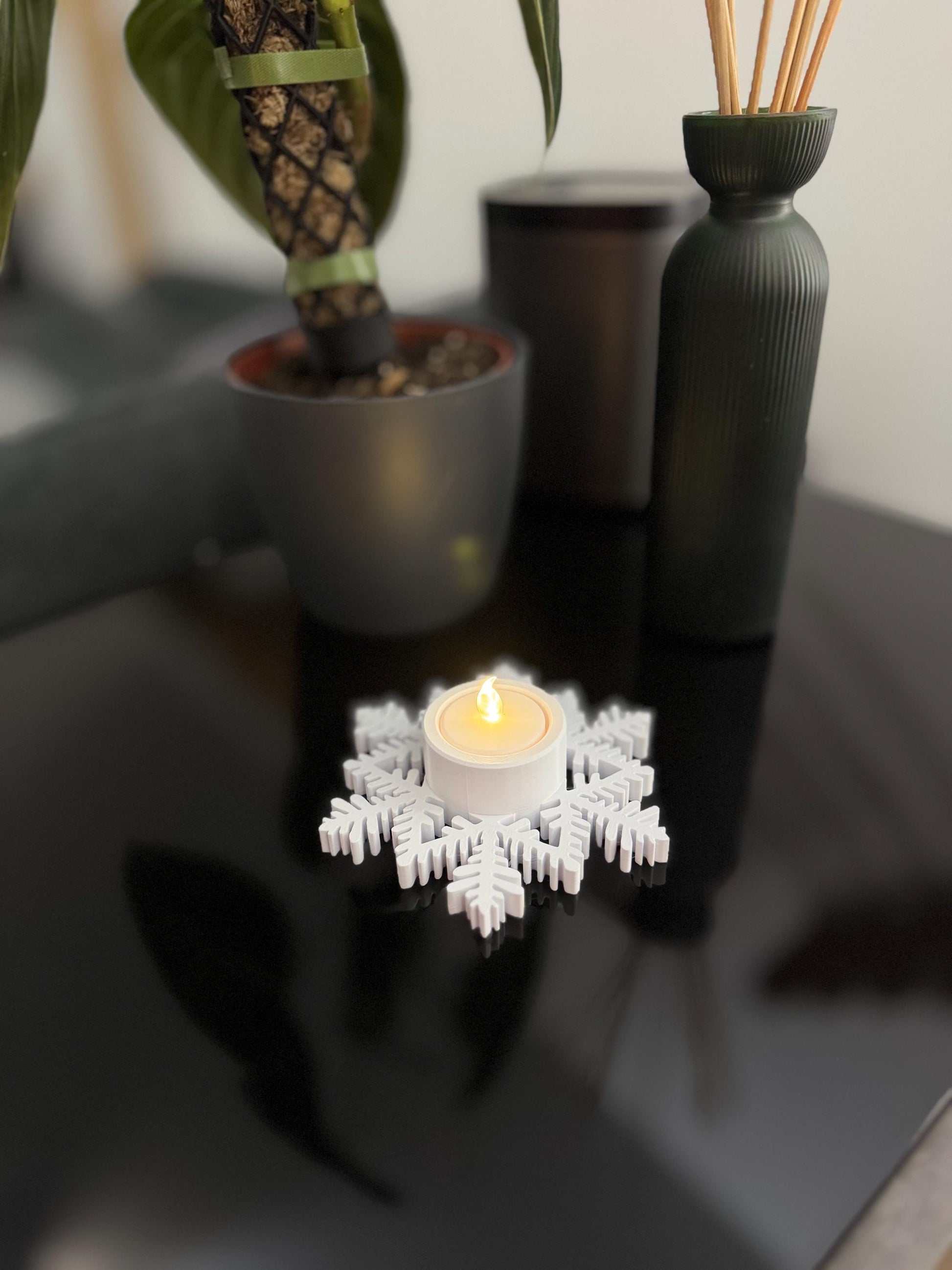 Schneeflocken Teelichthalter – Perfekte Winter-Deko für LED-Kerzen