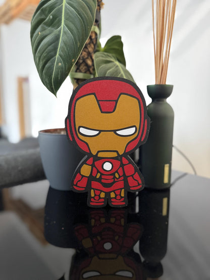Baby Iron Man Lightbox – Marvel-Magie für dein Zuhause